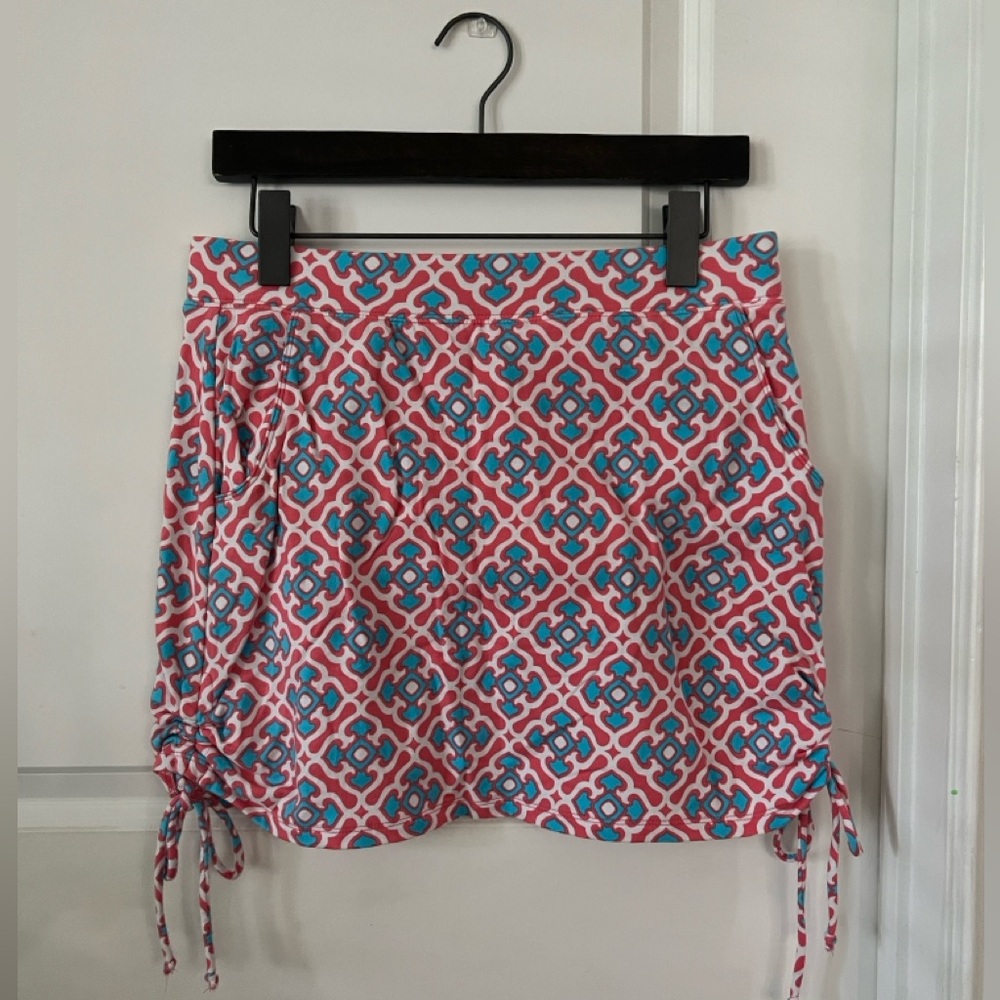 Crown & Ivy Red and Blue Skort